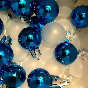 New 60 Miniature 1" Round Christmas Tree Balls Penn State Colors Blue & White